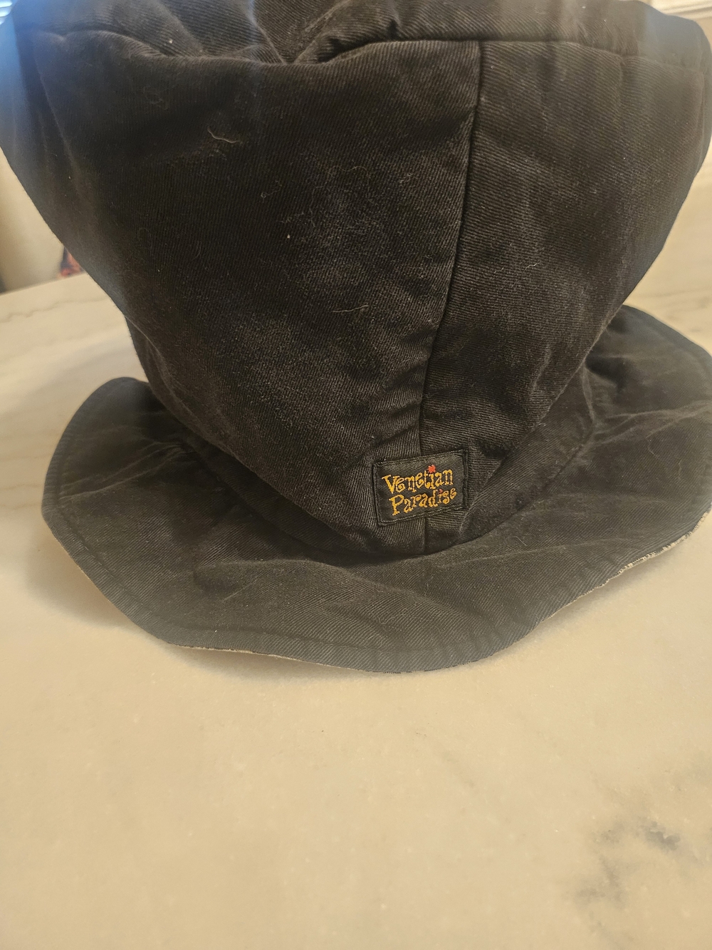 Rare Venetian Paradise 90's Hat